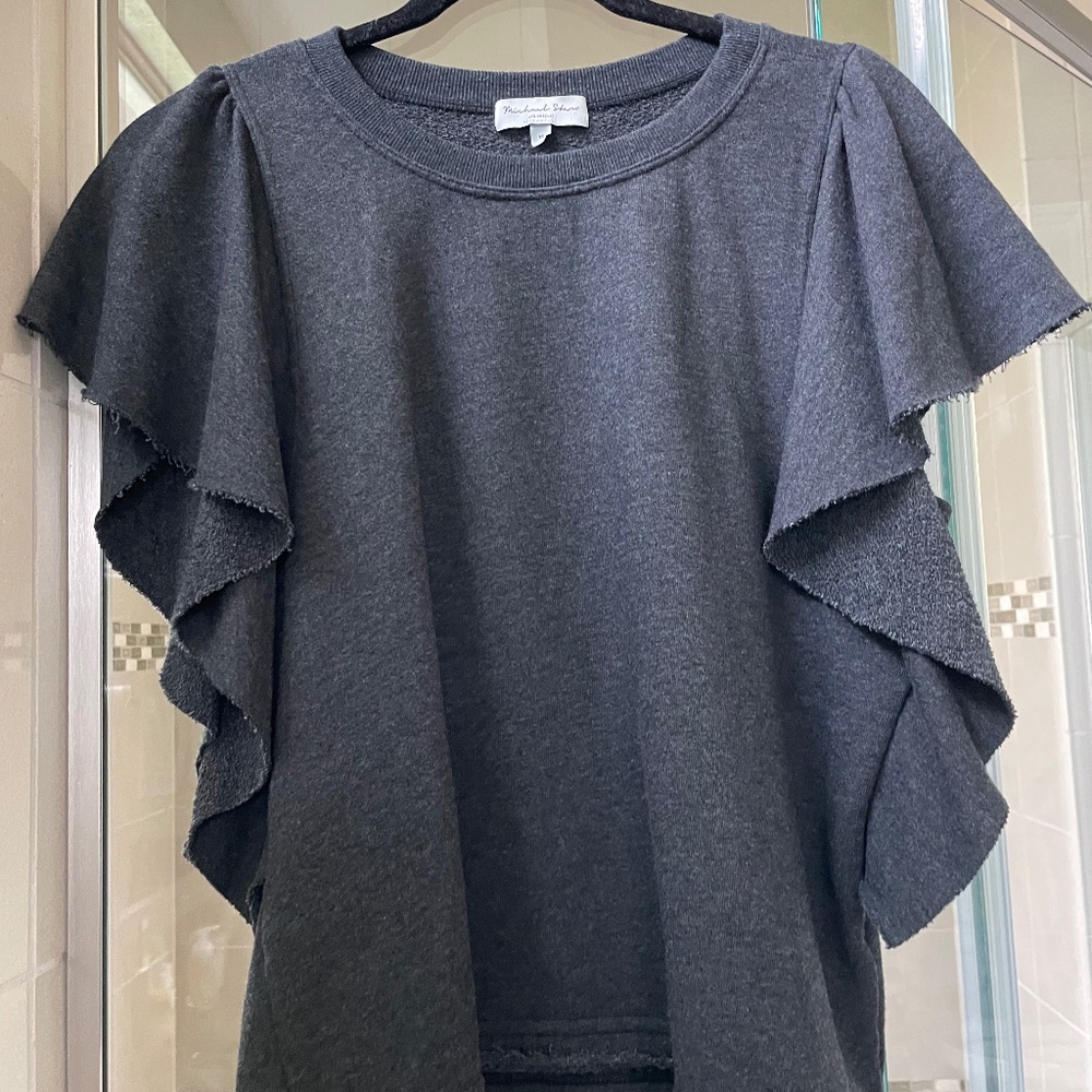 Michael Stars Ava Flutter Sleeve Top in Dark Grey-size Medium